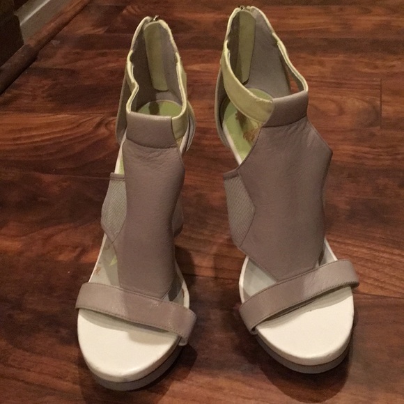 Sam Edelman Platform Heels - Picture 4 of 4